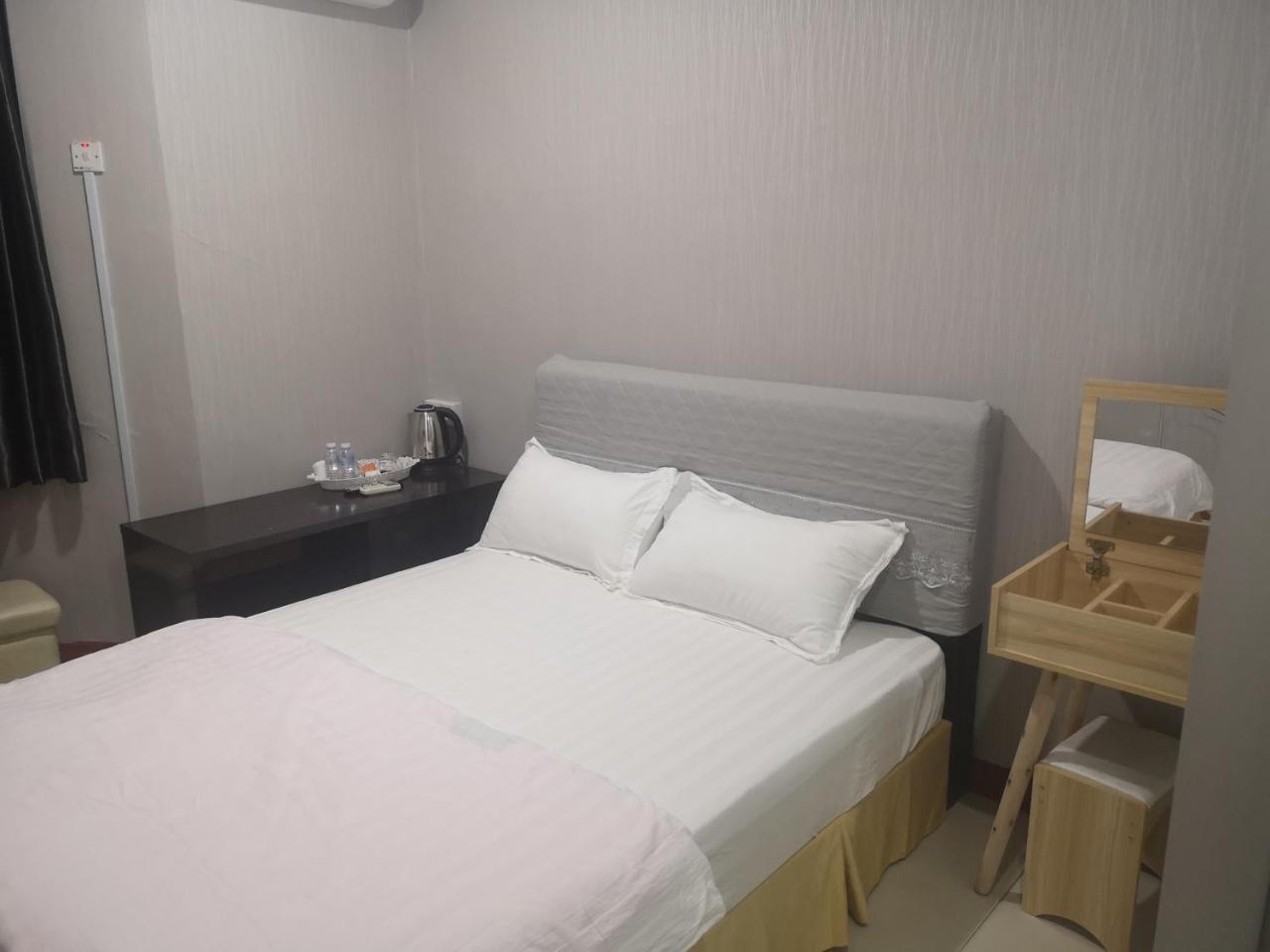 Home Inn Hotel Ίπο Εξωτερικό φωτογραφία